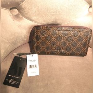Womens Nine West Verna SLG Organizer Wallet